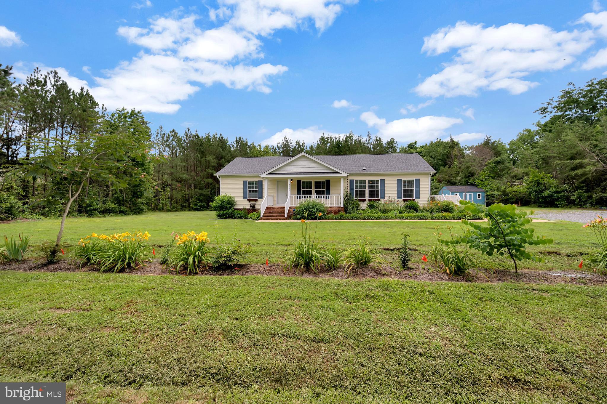 7238 Blanton Road Ruther Glen, VA 22546 - Photo 34 of 41 Great curb appeal.