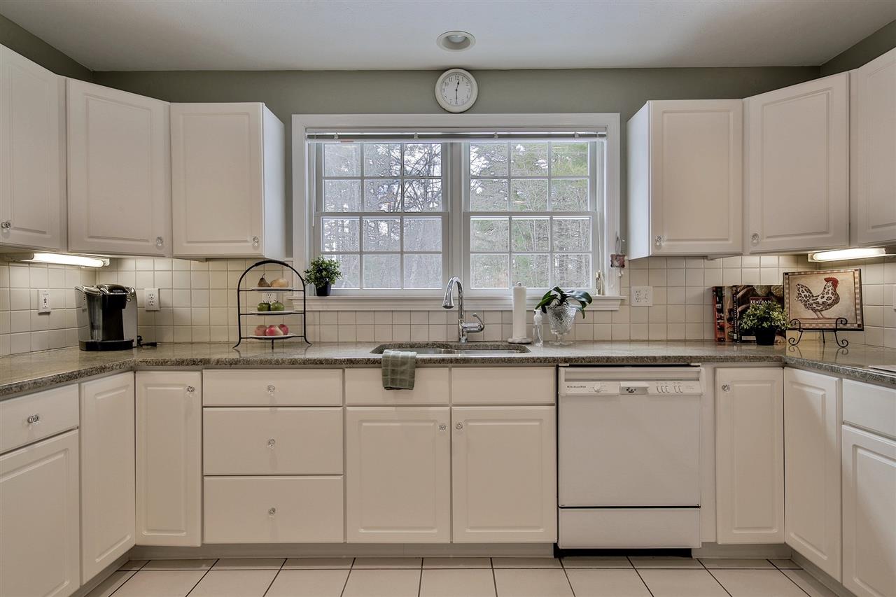 26 Simeon Wilson Road Amherst, NH 03031 - Photo 6 of 37
