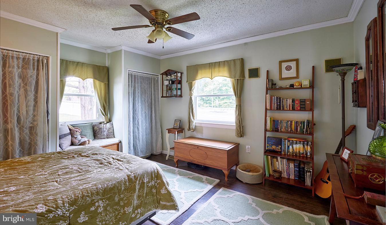 405 Warwick Road Lawnside, NJ 08045 - Photo 11 of 25