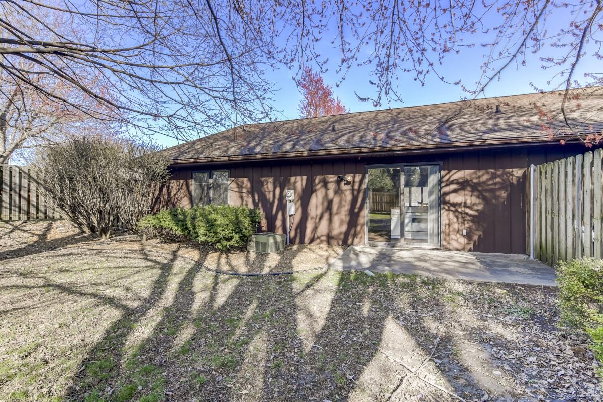 101 Oxford Road Springfield, IL 62704 - Photo 23 of 27