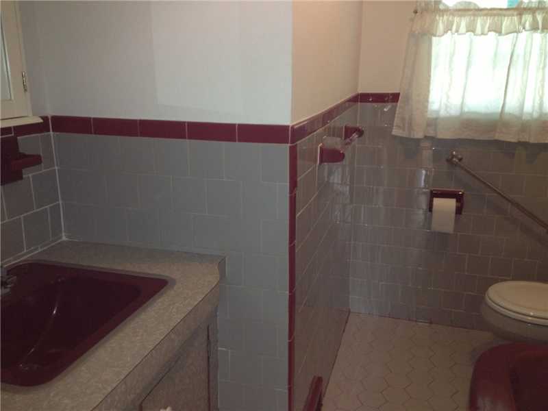191 Watch Hill Road Westerly, RI 02891 - Photo 18 of 25 Bathroom.