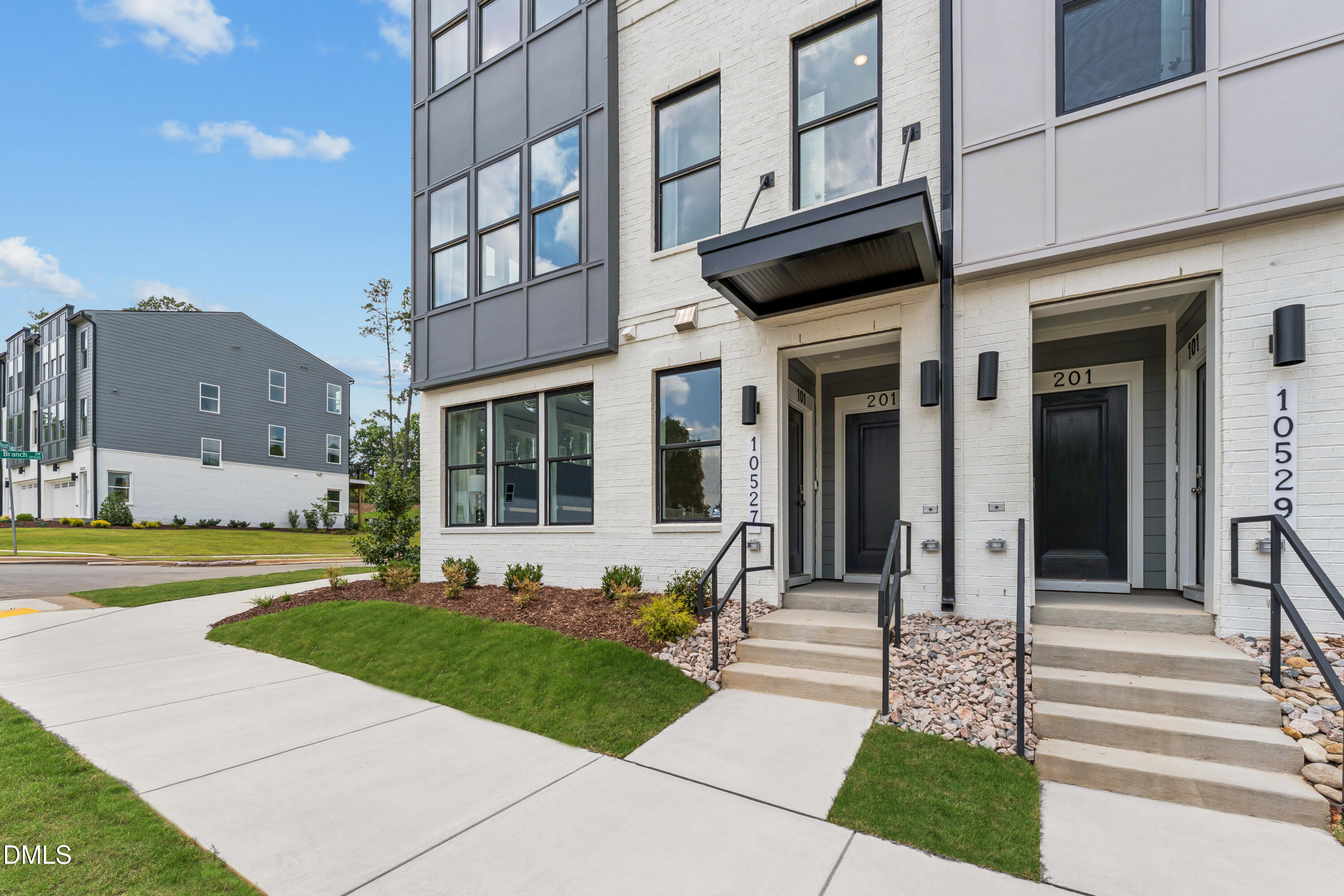 10567 Pleasant Br Drive, Unit 101 Raleigh, NC 27614 - Photo 3 of 40 3