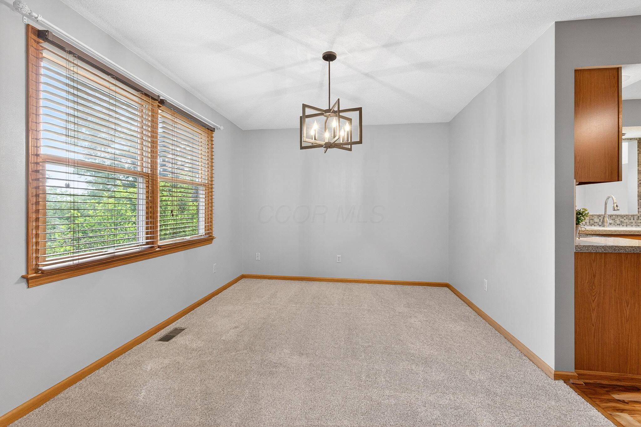 726 Alpine Circle Heath, OH 43056 - Photo 16 of 107