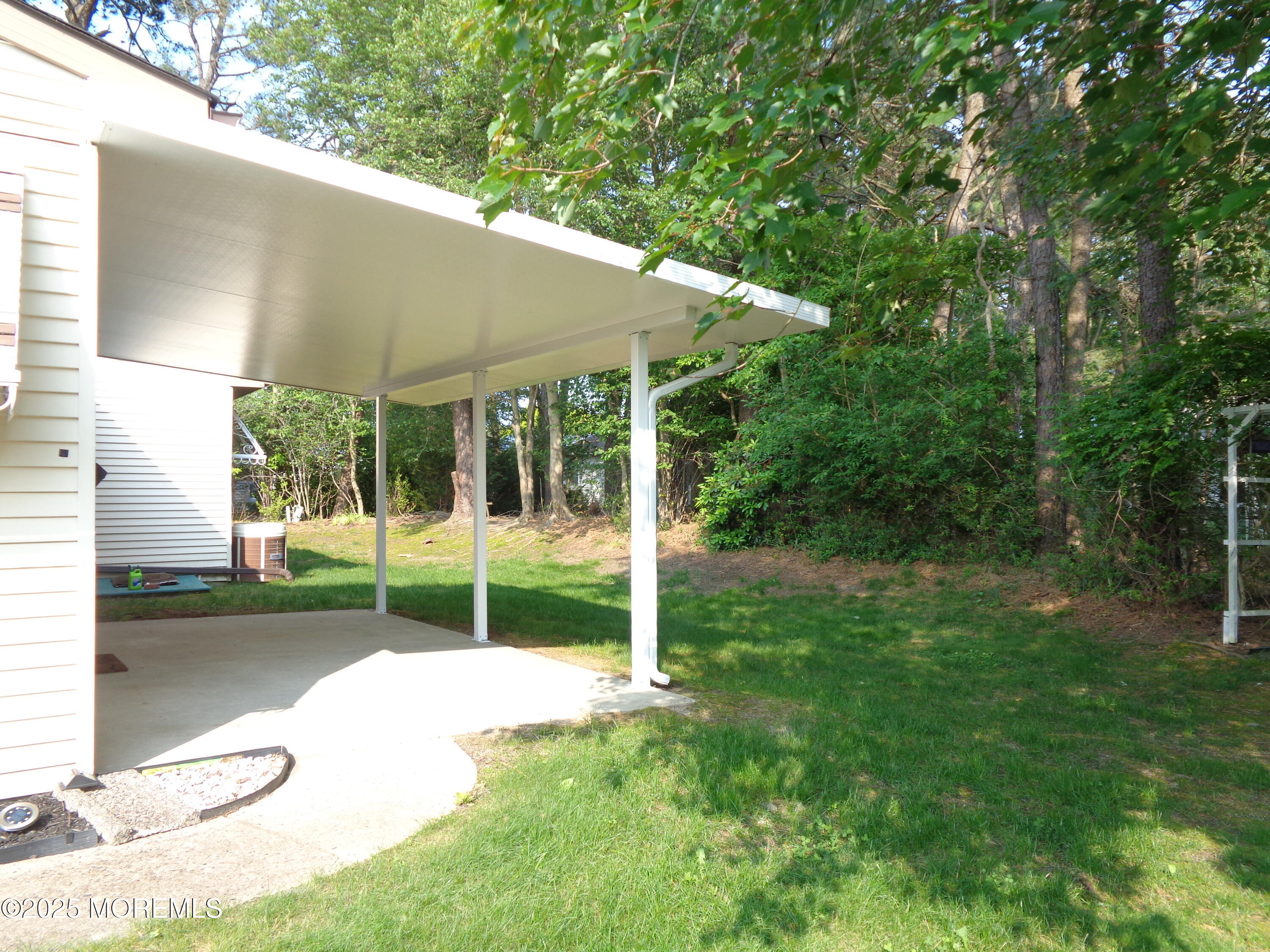 13 Berry Hill Road Whiting, NJ 08759 - Photo 3 of 14 13 Berry Hill 005