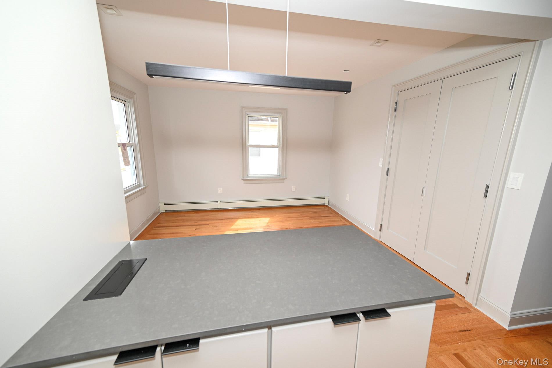 29 Everett Street Lynbrook, NY 11563 - Photo 14 of 31