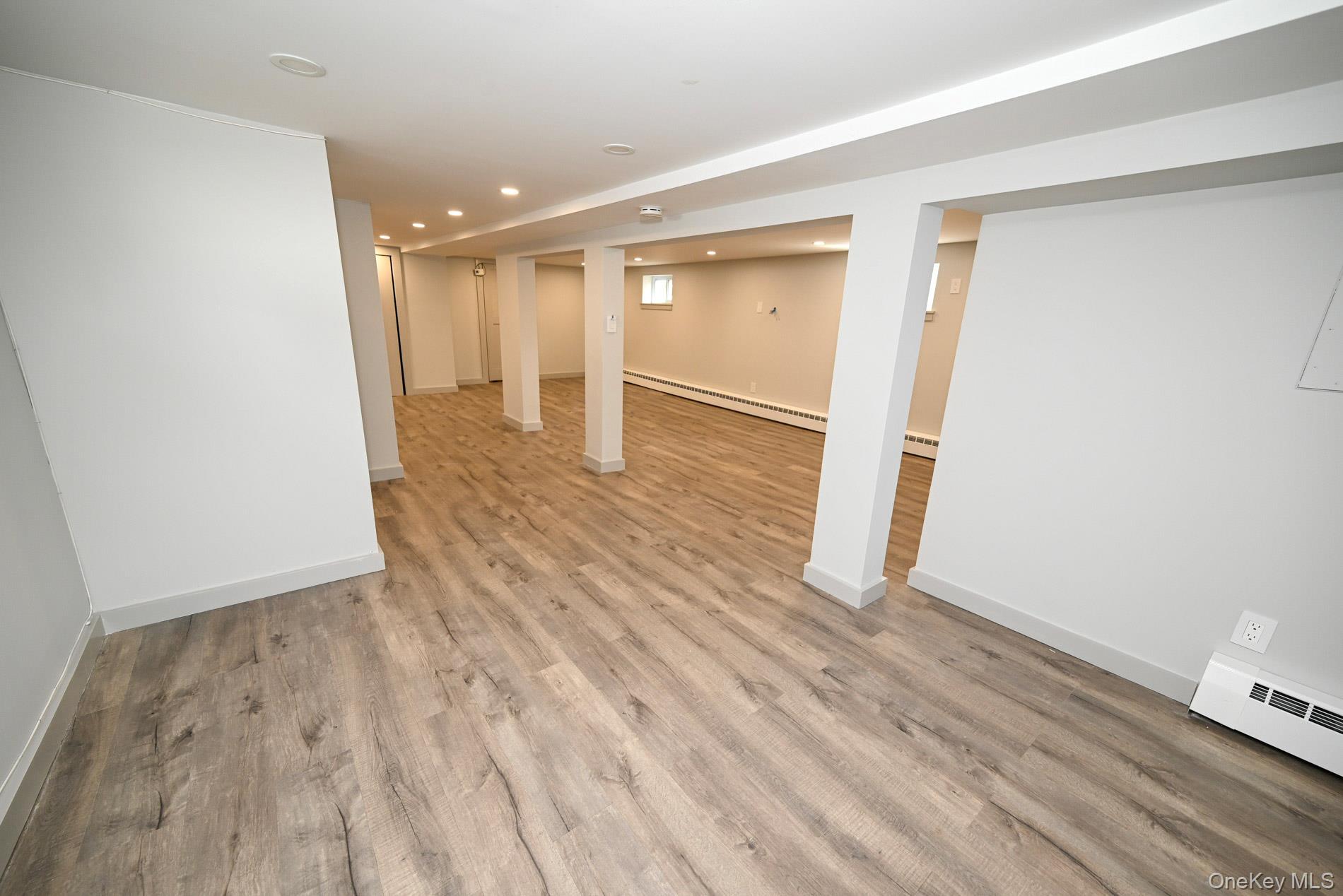 29 Everett Street Lynbrook, NY 11563 - Photo 21 of 31