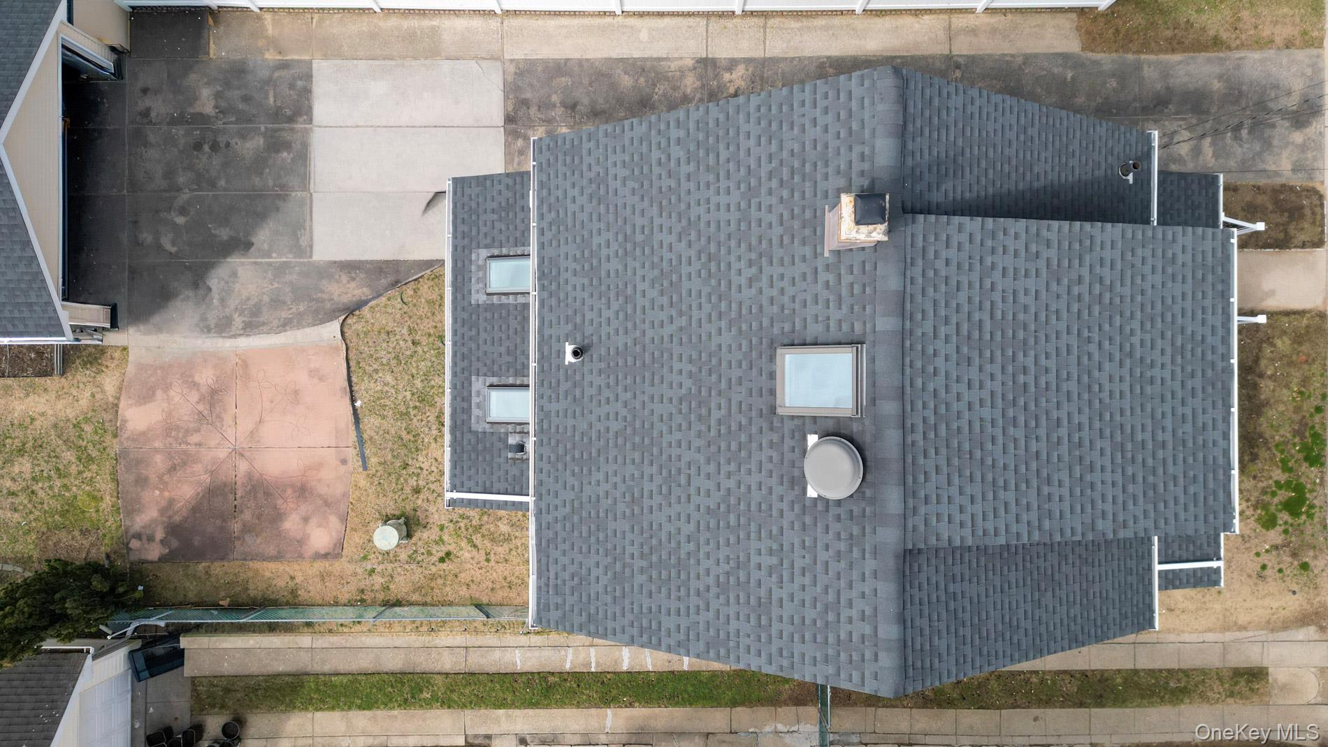 29 Everett Street Lynbrook, NY 11563 - Photo 28 of 31