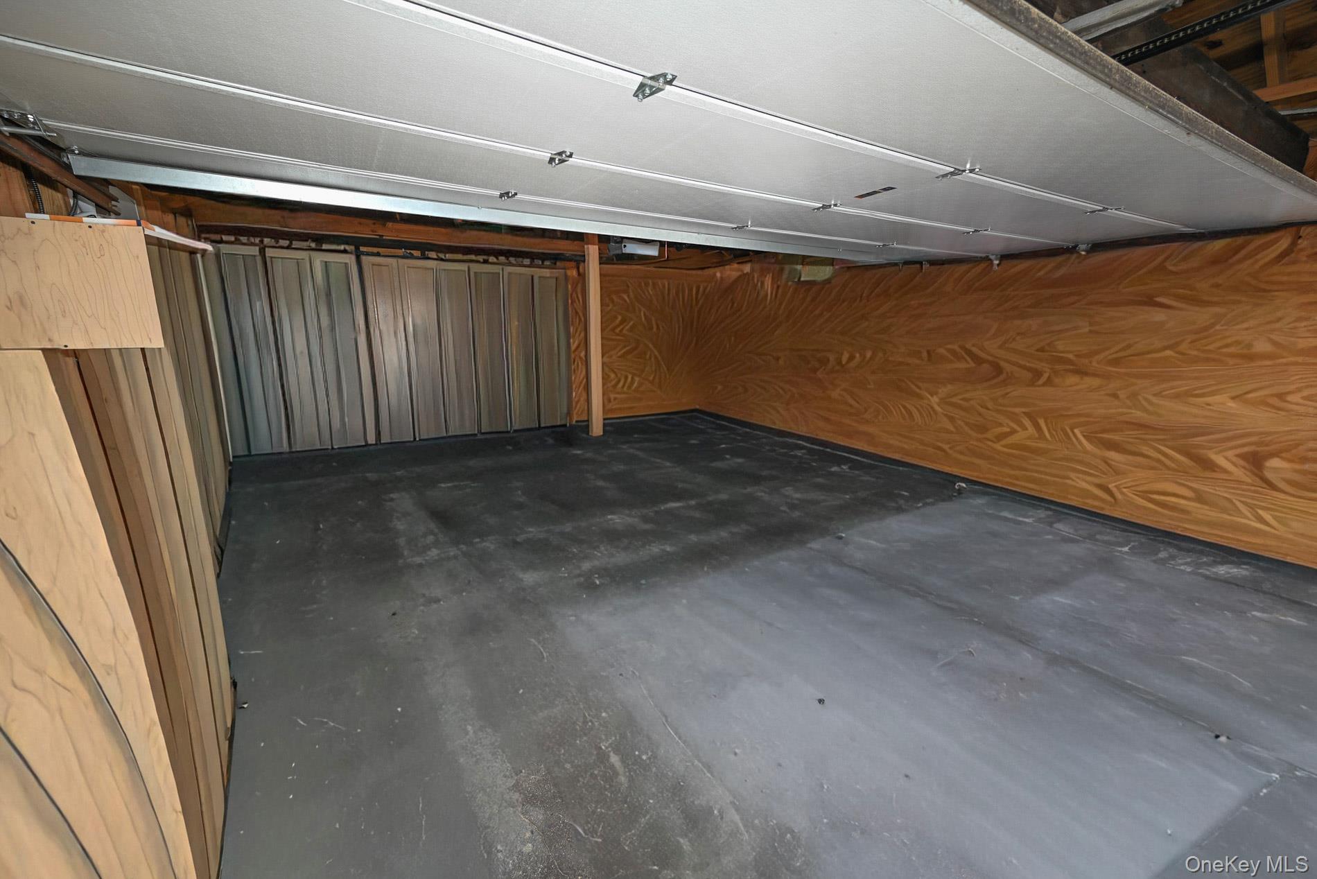 29 Everett Street Lynbrook, NY 11563 - Photo 29 of 31