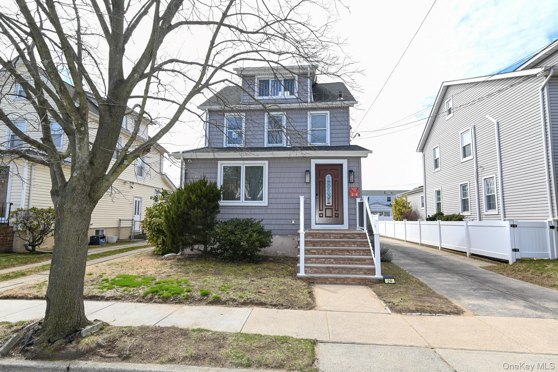 29 Everett Street Lynbrook, NY 11563 - Photo 31 of 31