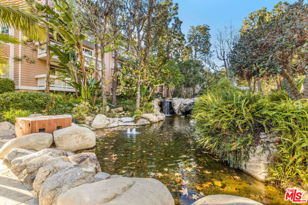 4342 Redwood Avenue, Unit C307 Marina del Rey, CA 90292 - Photo 43 of 48