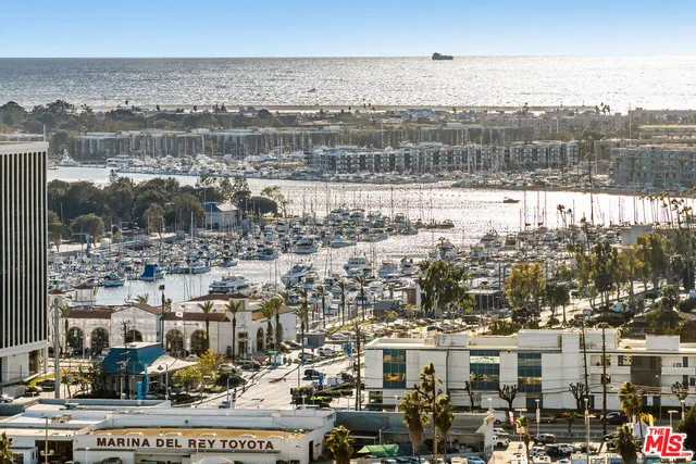 $1,244,000 | 4342 Redwood Avenue, Unit C307, Marina del Rey, CA 90292