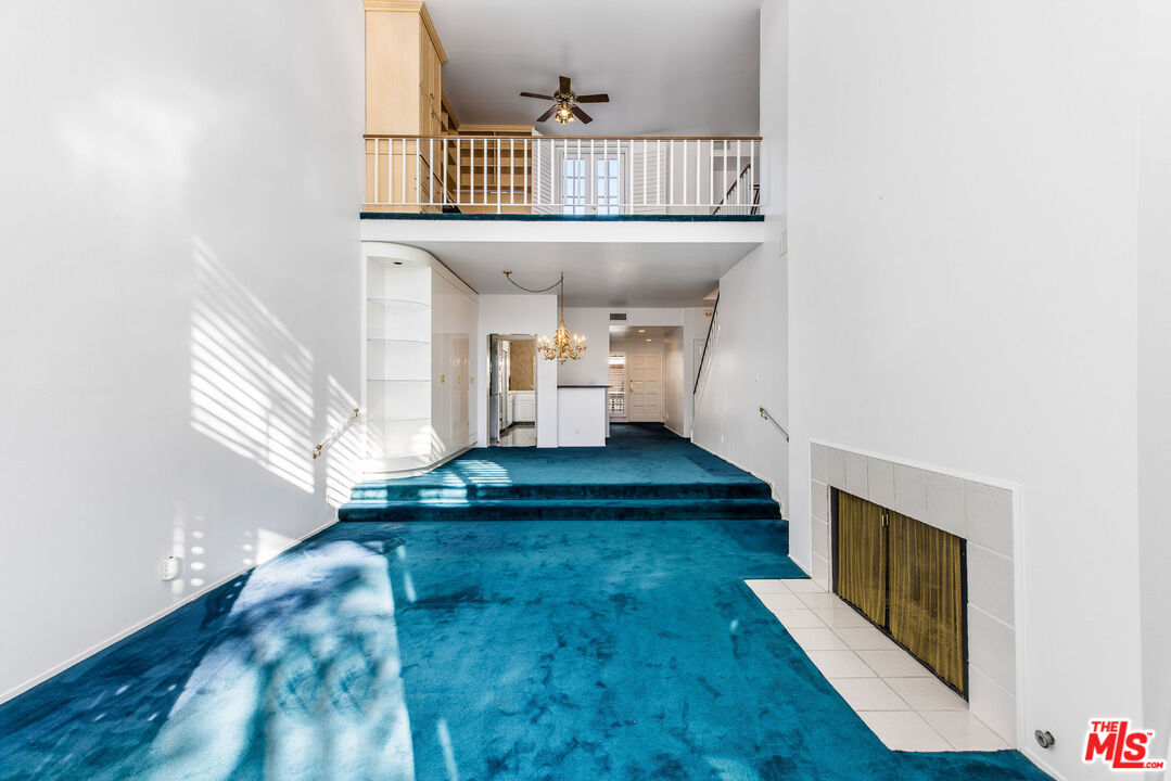 4342 Redwood Avenue, Unit C307 Marina del Rey, CA 90292 - Photo 5 of 48 a view of entryway and hall with wooden floor