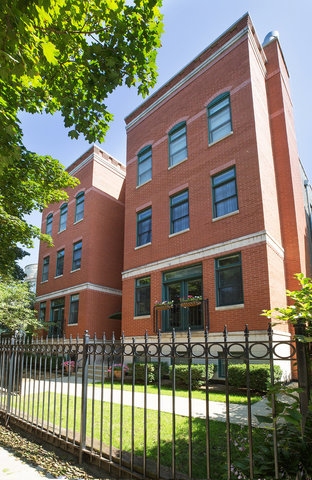 4315 North Kenmore Avenue, Unit 2S Chicago, IL 60613 - Photo 27 of 27 a front view of a building