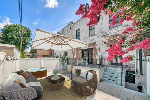 $2,670,000 | 5303 Boulevard East, West New York, NJ 07093