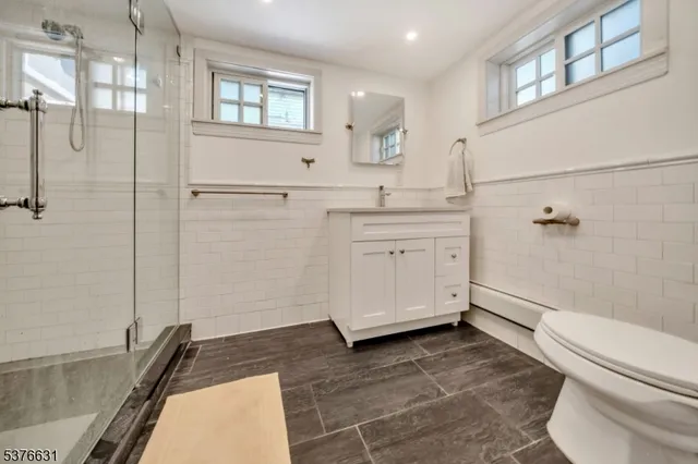 $2,670,000 | 5303 Boulevard East, West New York, NJ 07093