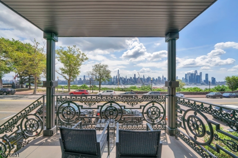 5303 Boulevard East West New York, NJ 07093 - Photo 6 of 42