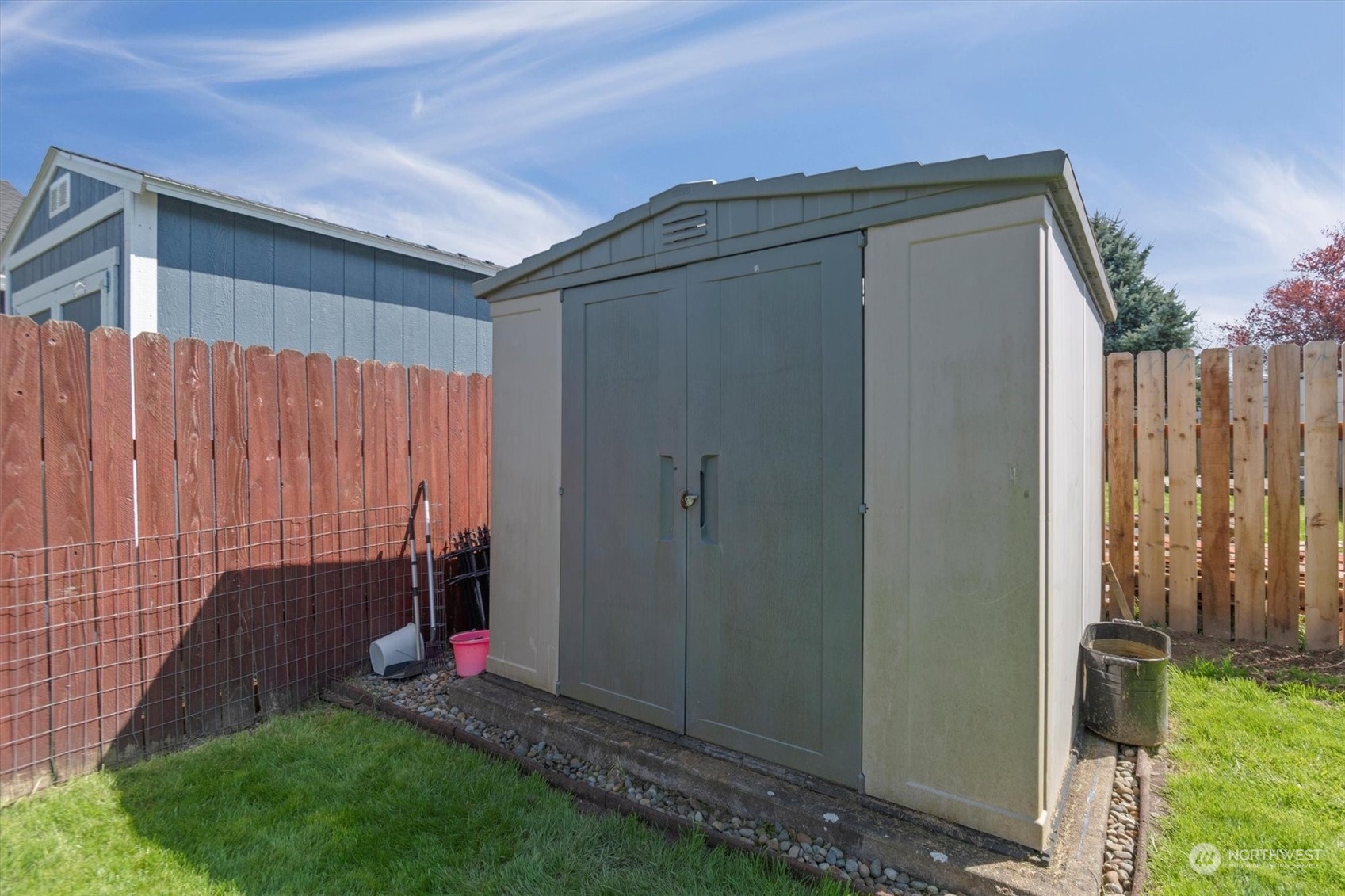 119 Abbey Road Kelso, WA 98626 - Photo 15 of 27 a view of outdoor space and yard