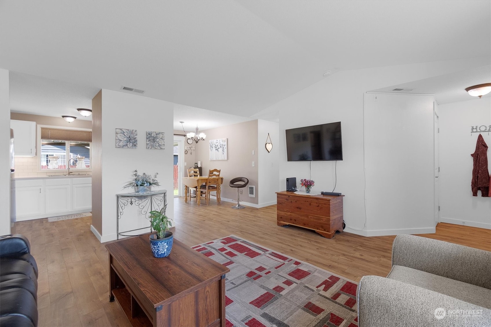 119 Abbey Road Kelso, WA 98626 - Photo 6 of 27 a living room with furniture and a flat screen tv