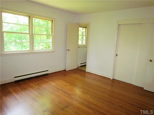 3206 Arthur Court Raleigh, NC 27607 - Photo 13 of 25