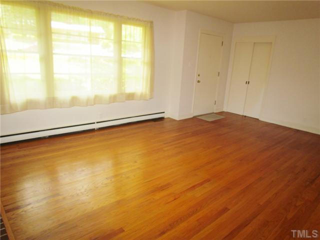 3206 Arthur Court Raleigh, NC 27607 - Photo 4 of 25