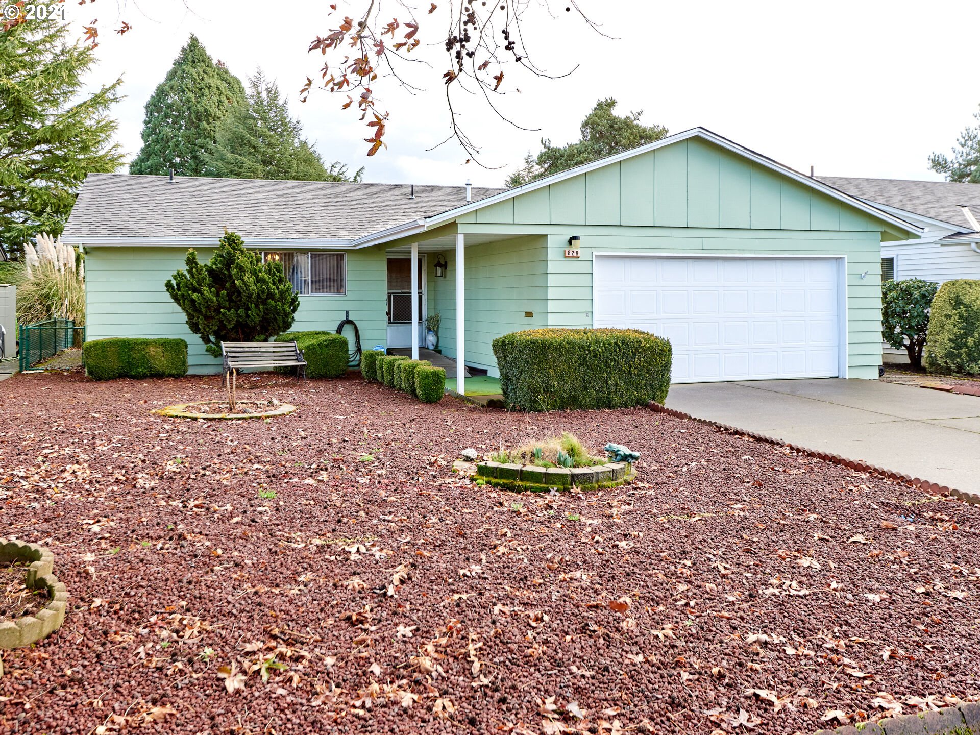 828 Oregon Way Woodburn, OR 97071 - Photo 22 of 29
