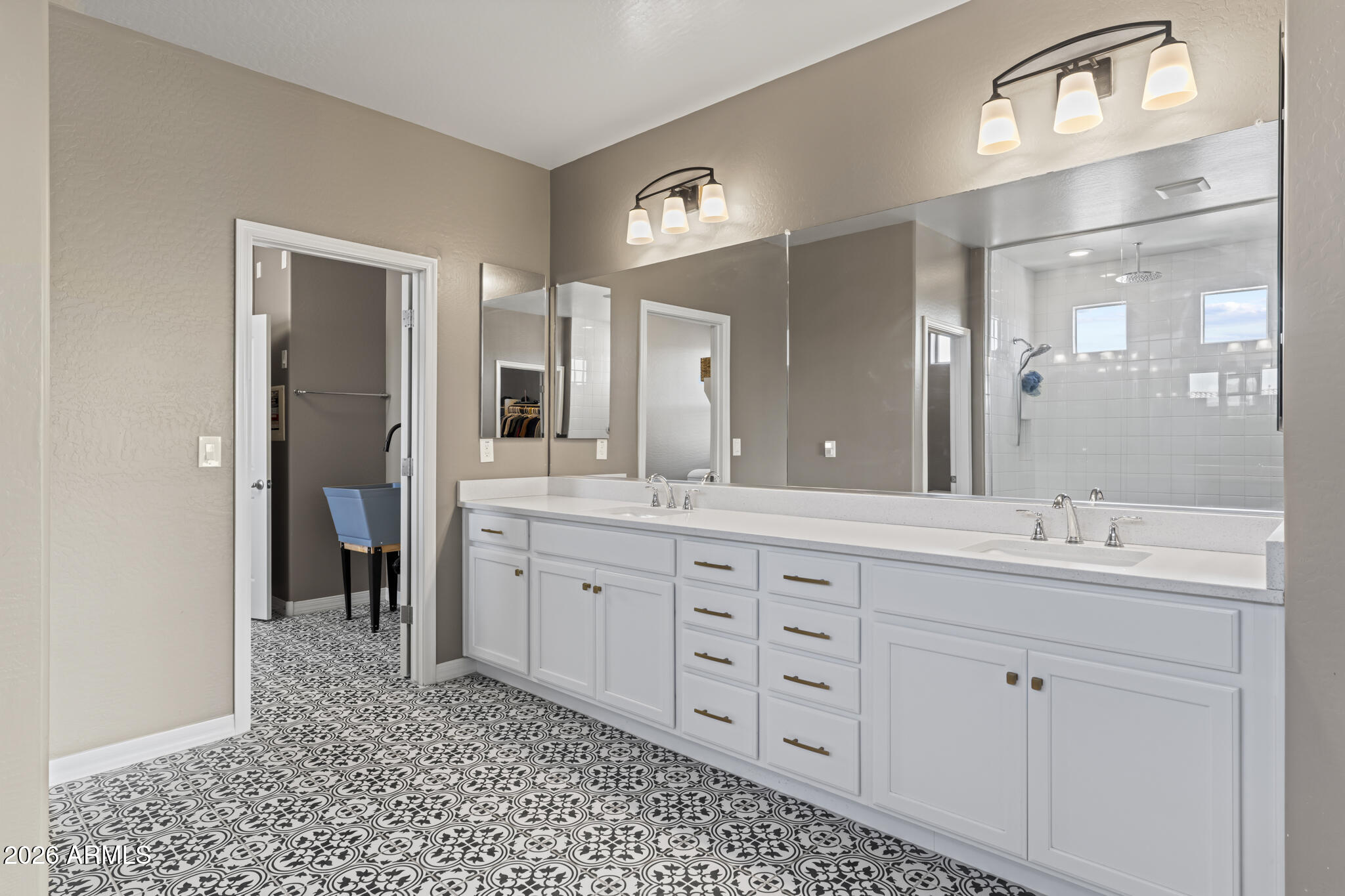 18331 West Clinton Street Surprise, AZ 85388 - Photo 29 of 64 DSC02437