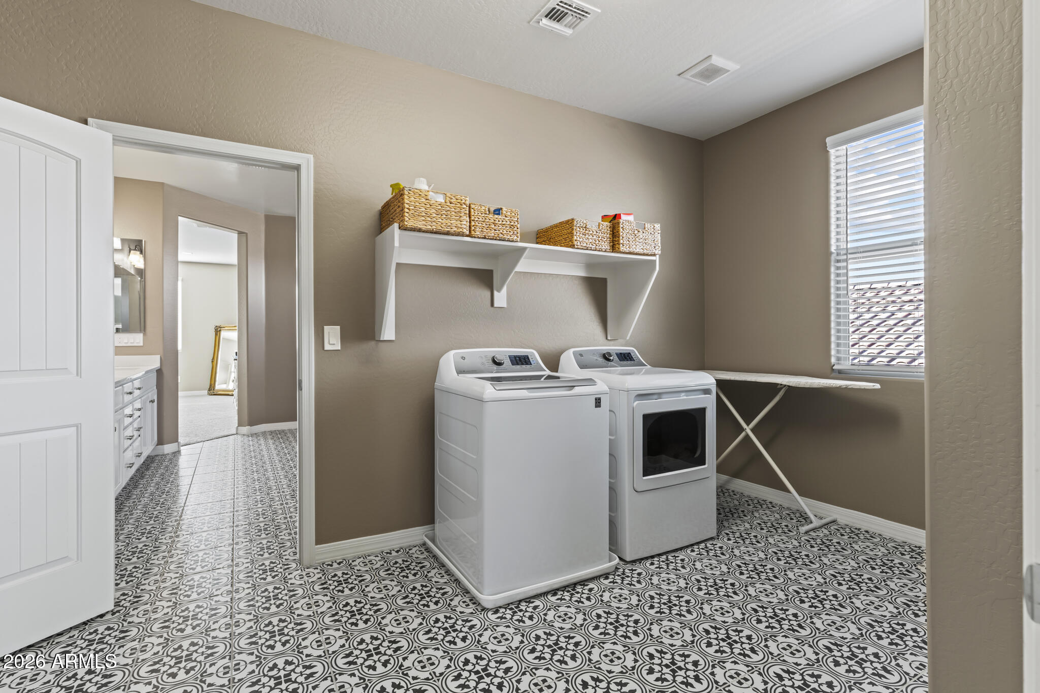 18331 West Clinton Street Surprise, AZ 85388 - Photo 39 of 64 DSC02428