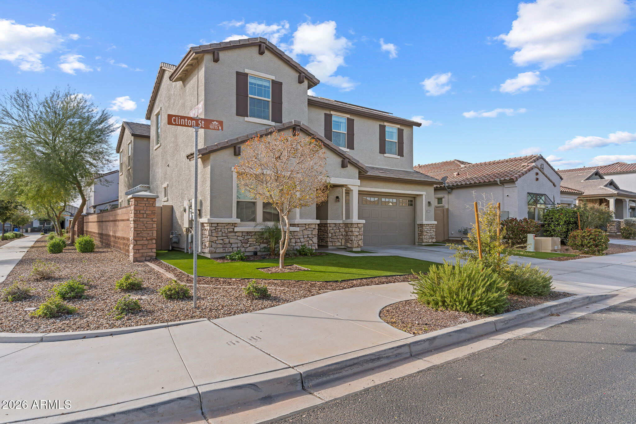 18331 West Clinton Street Surprise, AZ 85388 - Photo 3 of 64 DSC02317