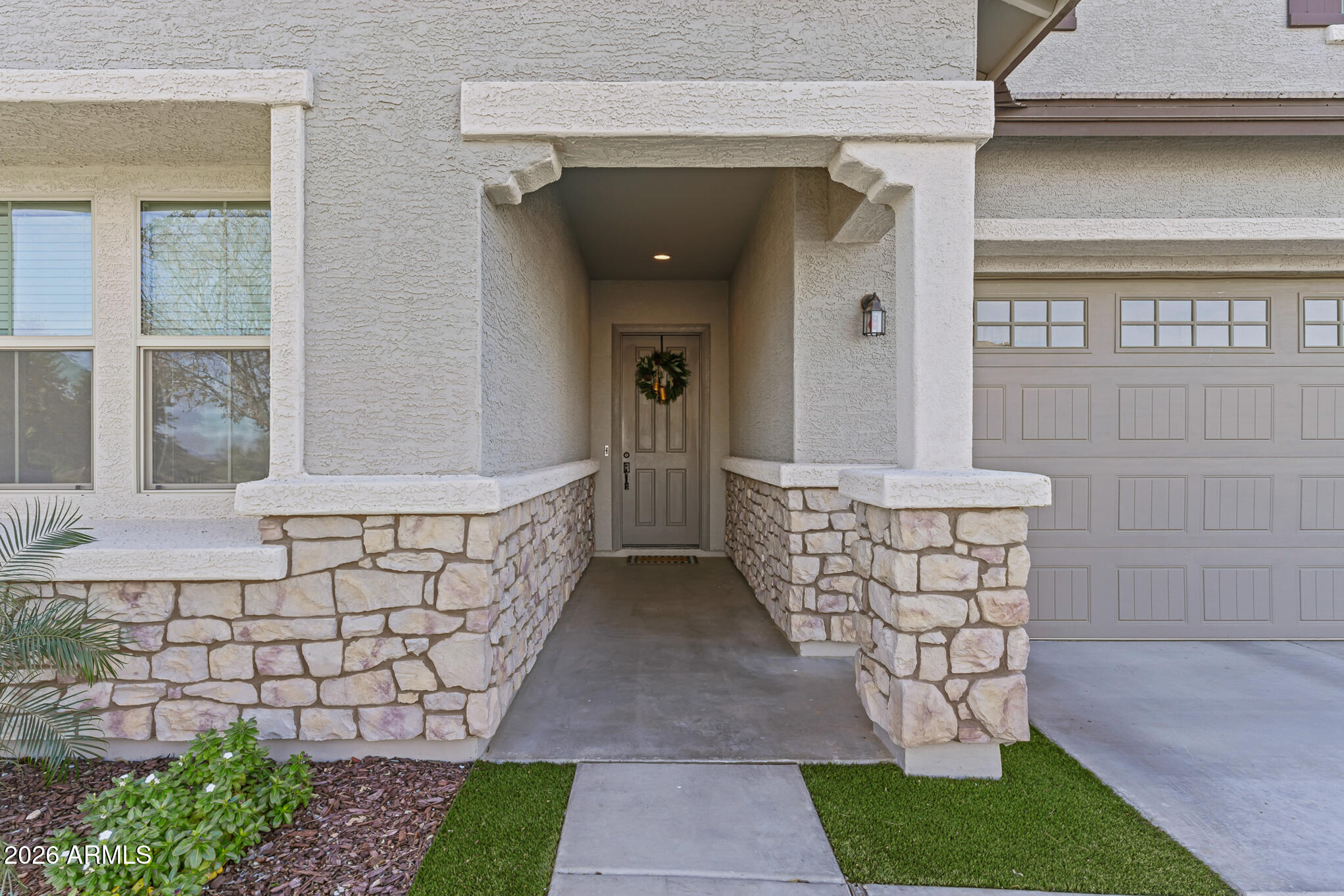 18331 West Clinton Street Surprise, AZ 85388 - Photo 5 of 64 DSC02323