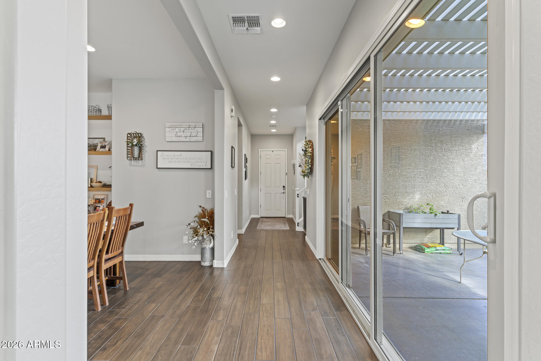 18331 West Clinton Street Surprise, AZ 85388 - Photo 6 of 64 DSC02326