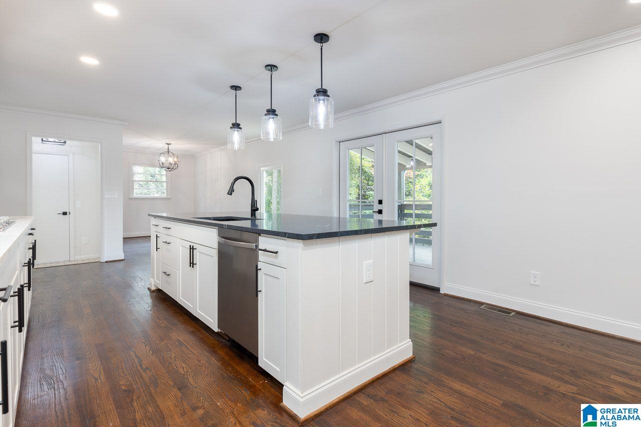 717 Lexington Road Birmingham, AL 35216 - Photo 4 of 29