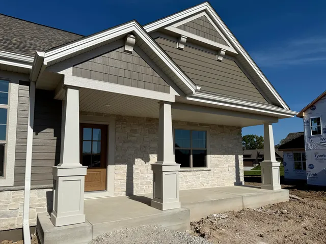 $719,900 | 2352 Hoods Creek Path Mount, Unit LT99, Mount Pleasant, WI 53406