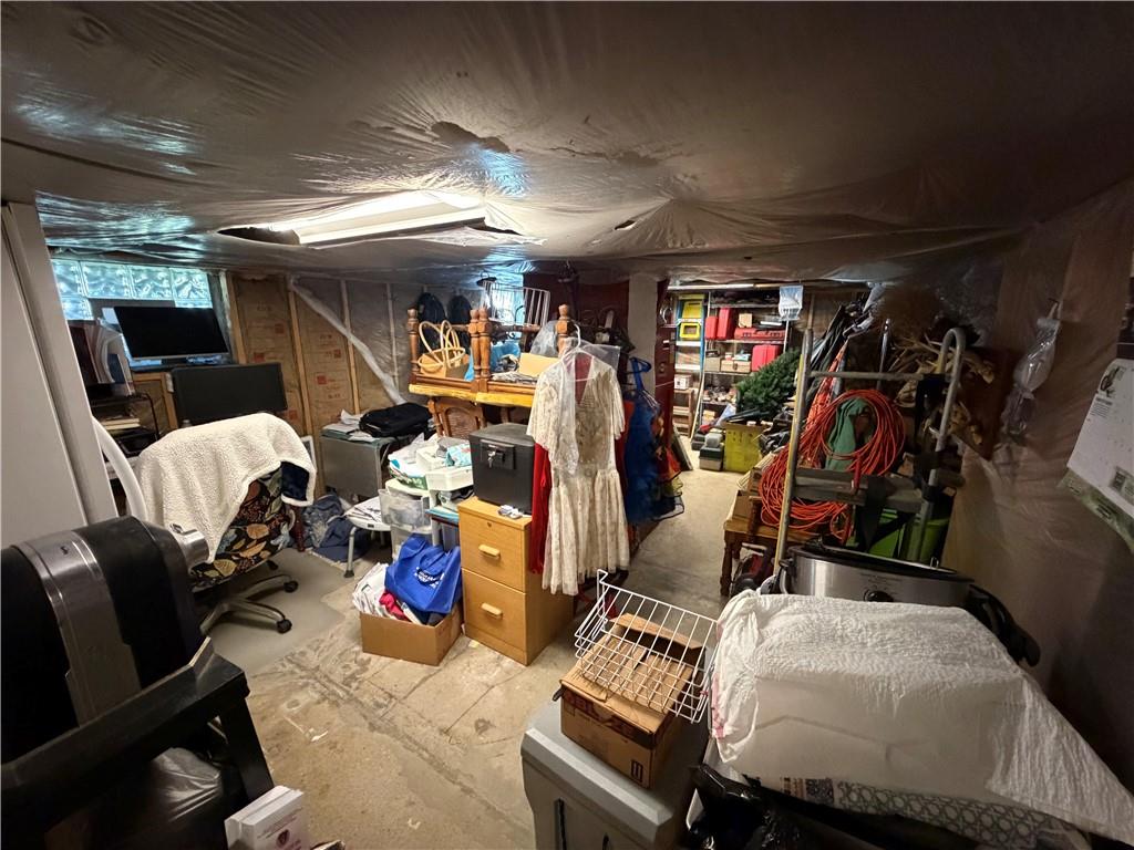 112 Schoolhouse Road Grindstone, PA 15442 - Photo 11 of 20