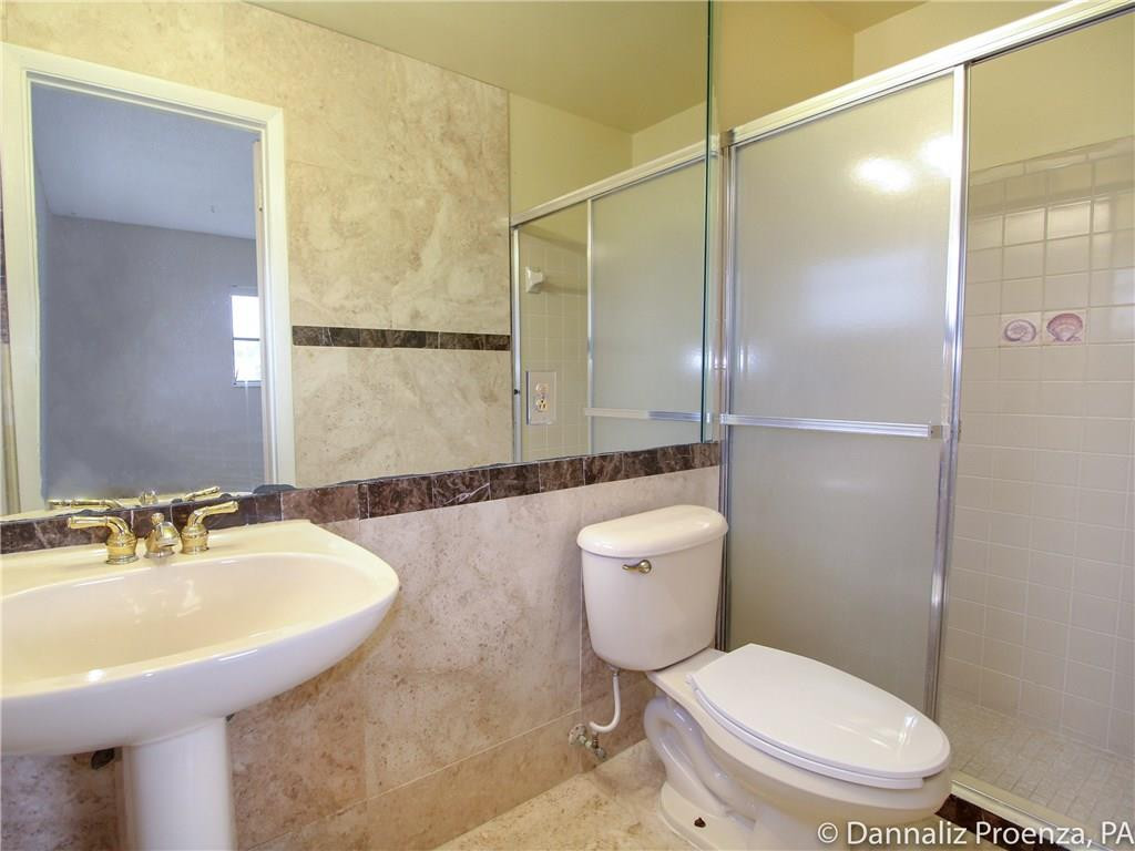 4720 Betelnut Street Boca Raton, FL 33428 - Photo 15 of 16 Master bathroom