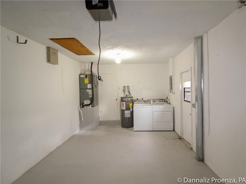 4720 Betelnut Street Boca Raton, FL 33428 - Photo 16 of 16 Garage