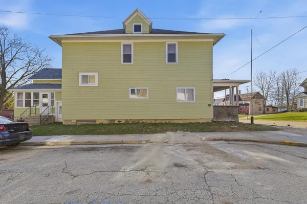 $230,000 | 803 Main Street, Lomira, WI 53048