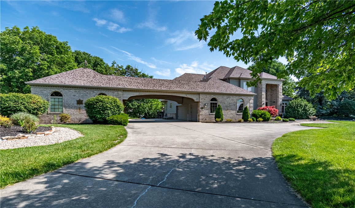 1250 West Hickory Point Road Decatur, IL 62526 - Photo 3 of 48 Gallery Image 3
