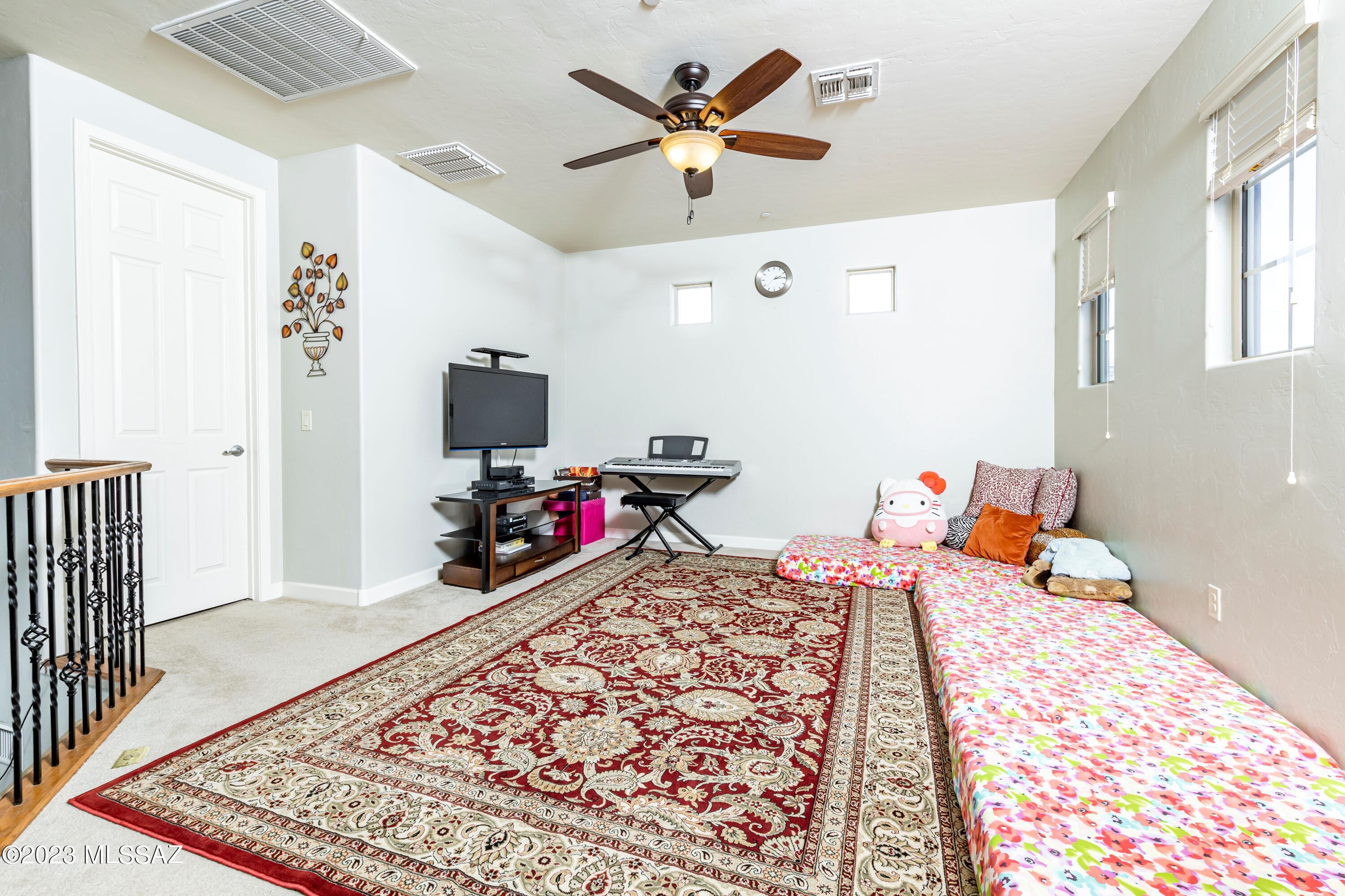 8479 North Gaetano Loop Tucson, AZ 85742 - Photo 20 of 27 Upstairsa-r