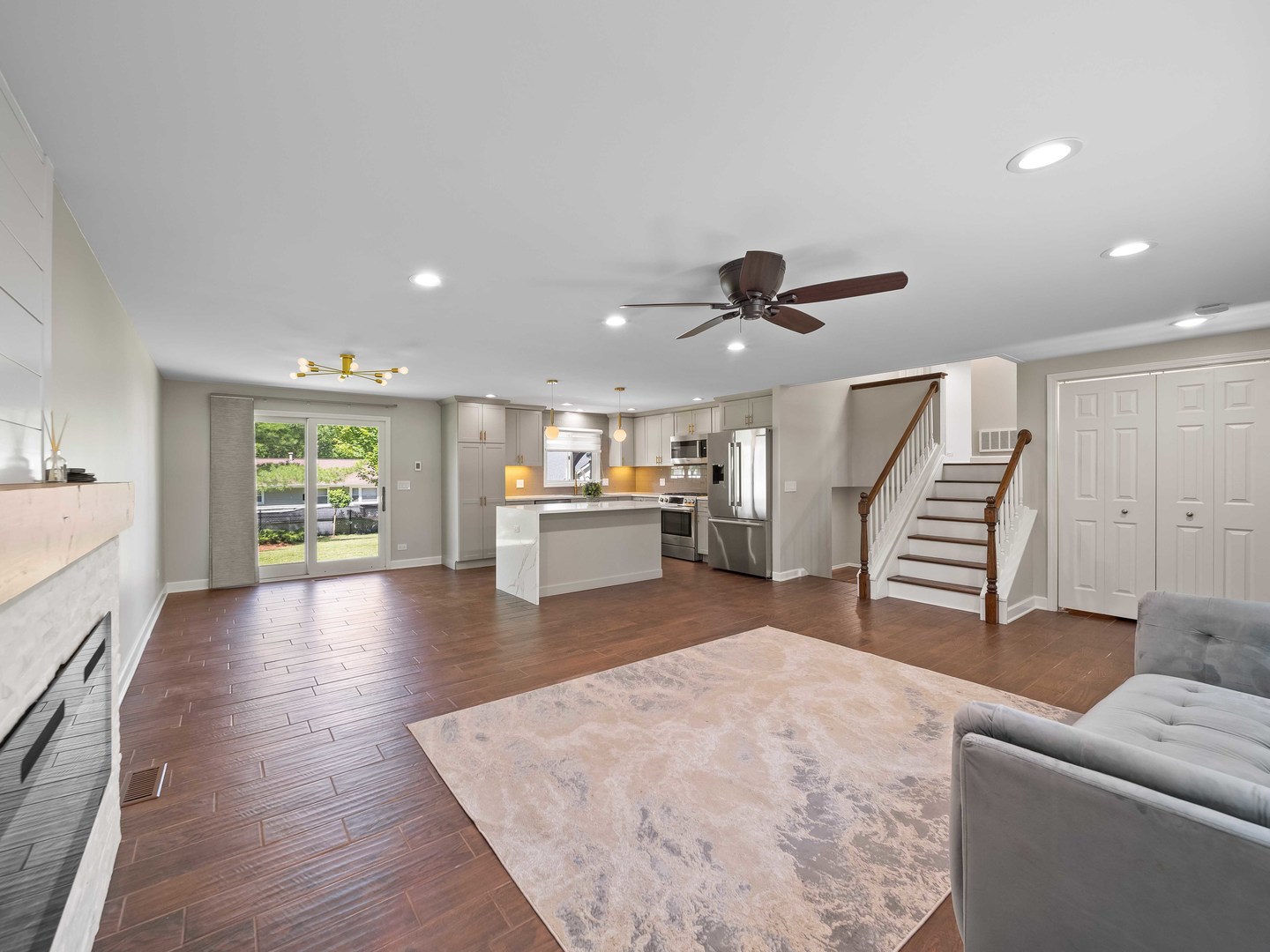 600 Springinsguth Road Schaumburg, IL 60193 - Photo 15 of 31