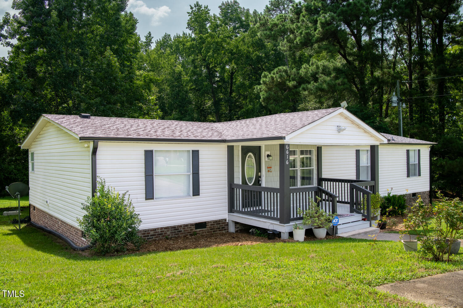 6616 Rock Service Station Road Raleigh, NC 27603 - Photo 2 of 27 1014-Web Ready-ONE_1772-HDR