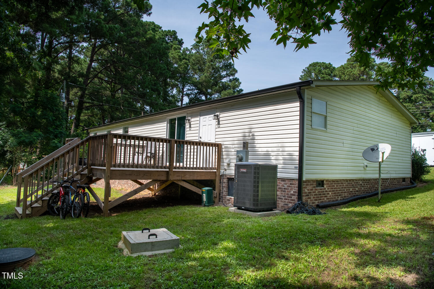 6616 Rock Service Station Road Raleigh, NC 27603 - Photo 7 of 27 1019-Web Ready-ONE_1812-HDR