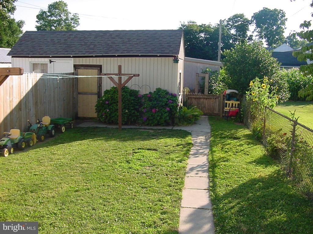 130 North Liberty Street Lititz, PA 17543 - Photo 18 of 19 Gallery Image 18