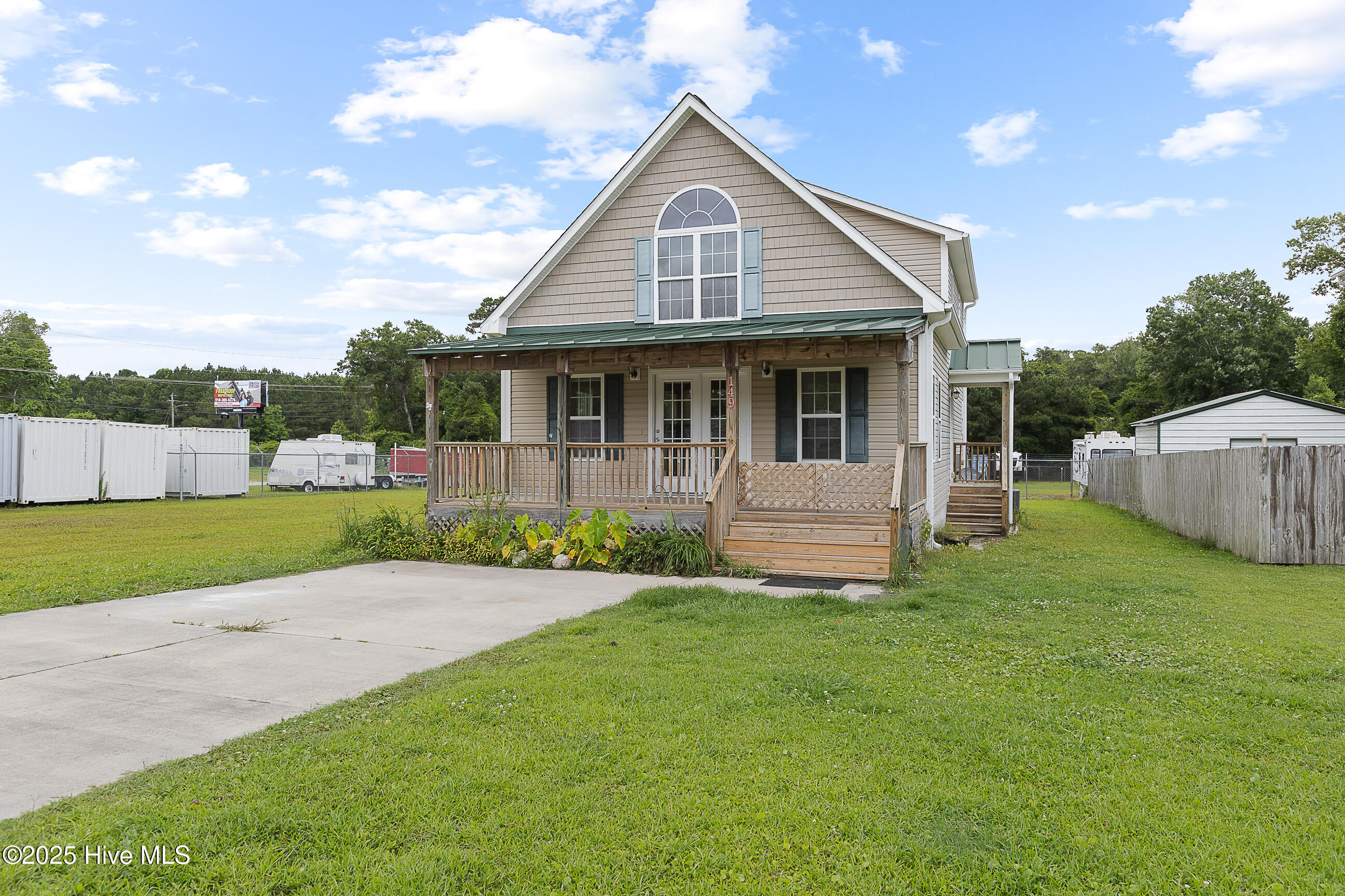149 Lee Street Holly Ridge, NC 28445 - Photo 2 of 29 02
