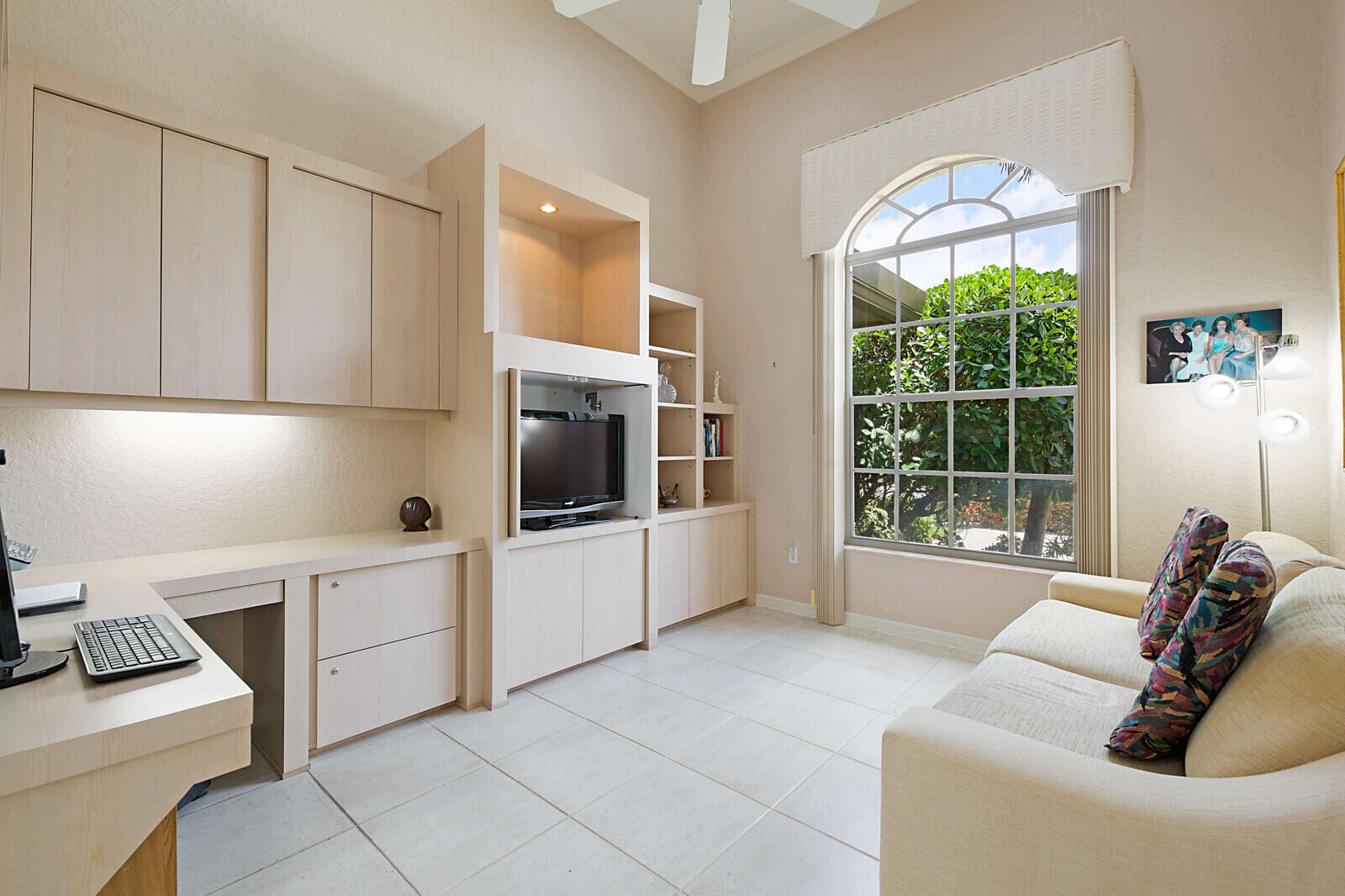 10614 Stonebridge Boulevard Boca Raton, FL 33498 - Photo 10 of 45 Den / 4th Bedroom