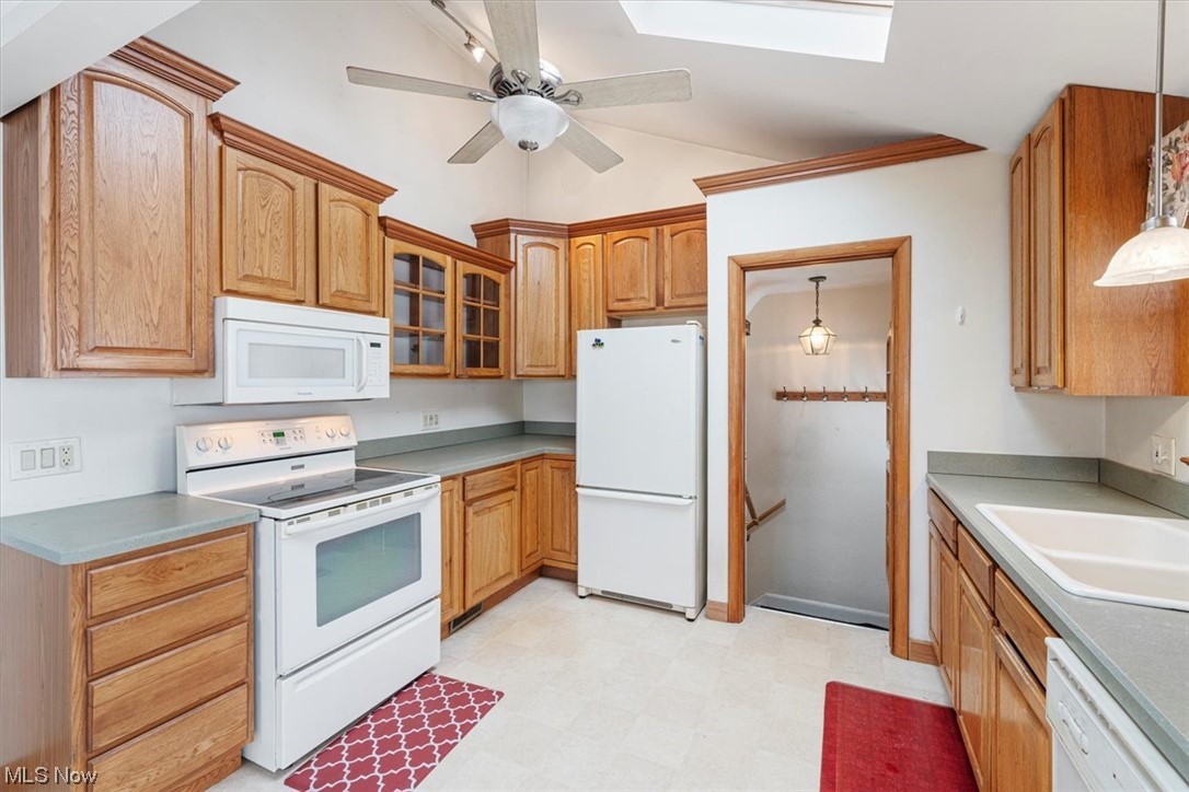 2818 Dentzler Road Parma, OH 44134 - Photo 11 of 42