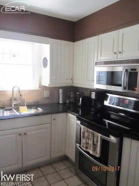 3076 Quick Road Holly, MI 48442 - Photo 5 of 33 21368961-4.JPG