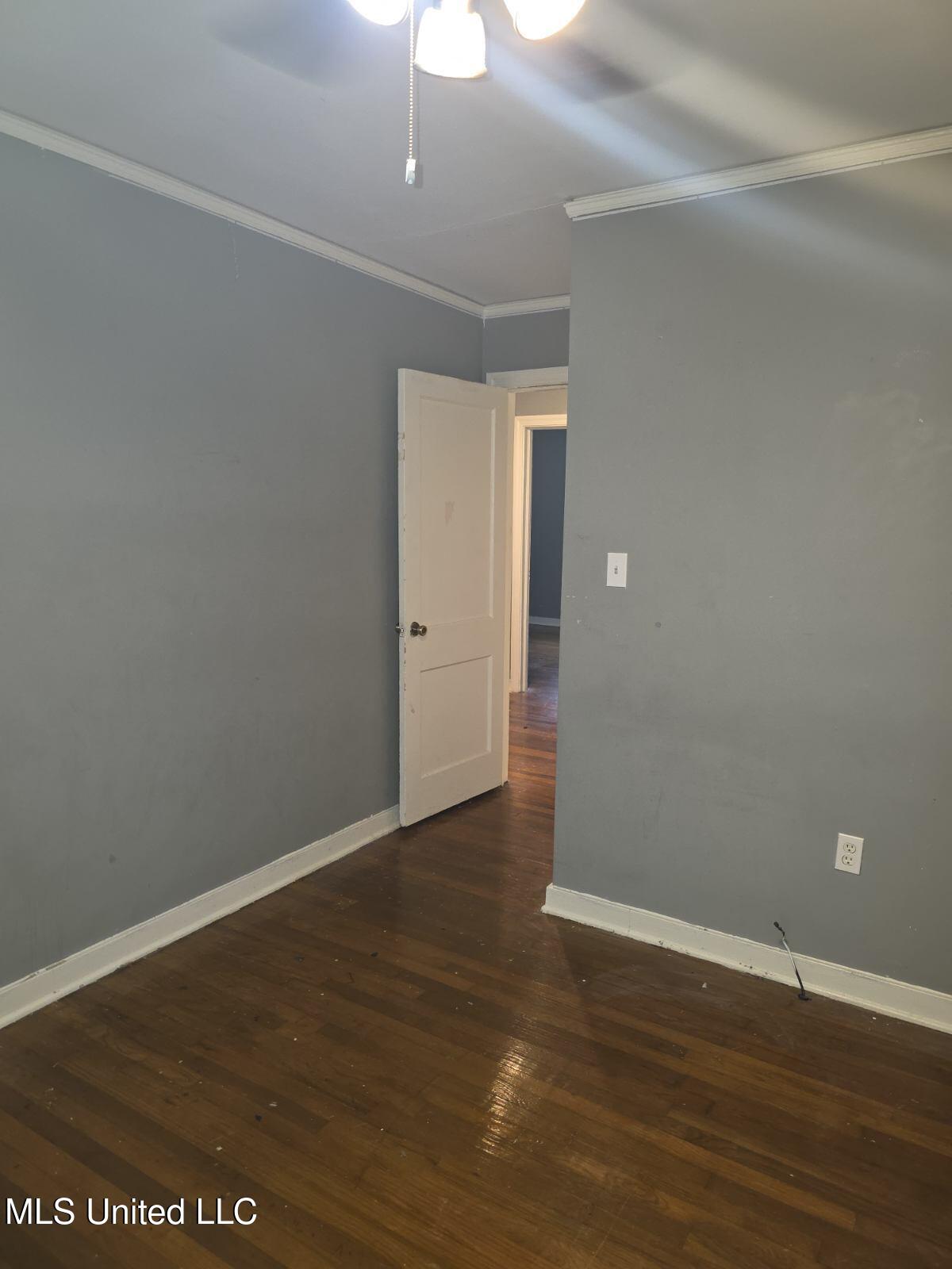 443 Meadowbrook Road Jackson, MS 39206 - Photo 3 of 20 Image20250919162742
