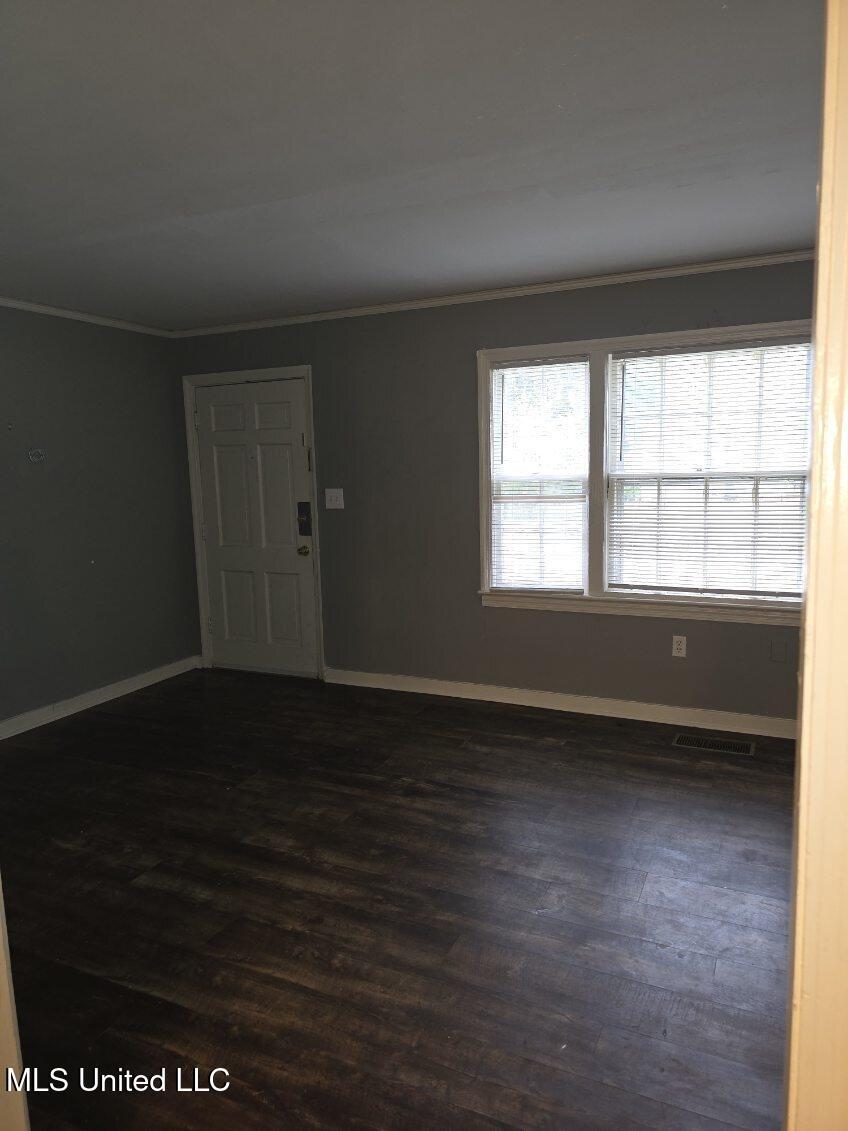 443 Meadowbrook Road Jackson, MS 39206 - Photo 5 of 20 857C91F1-720F-4C41-AD67-22024C6067AB
