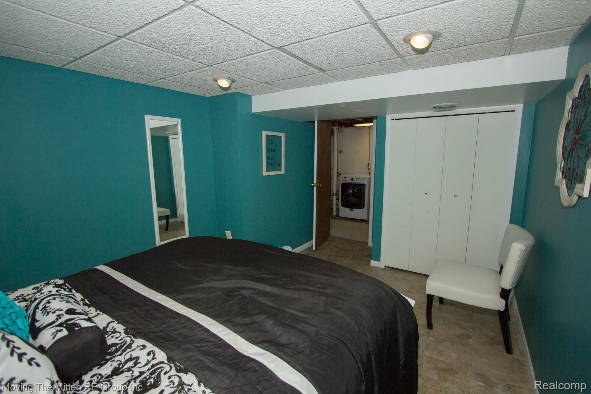 1525 Rustic Ridge Road Canton, MI 48188 - Photo 26 of 37 IMG_9300.jpg