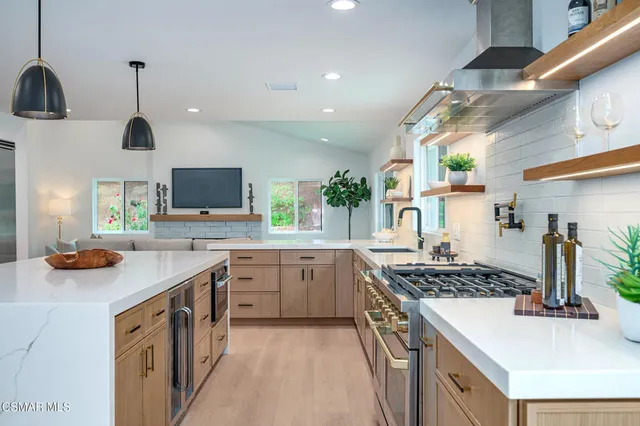 $2,099,000 | 674 Lautrec Court, Thousand Oaks, CA 91360